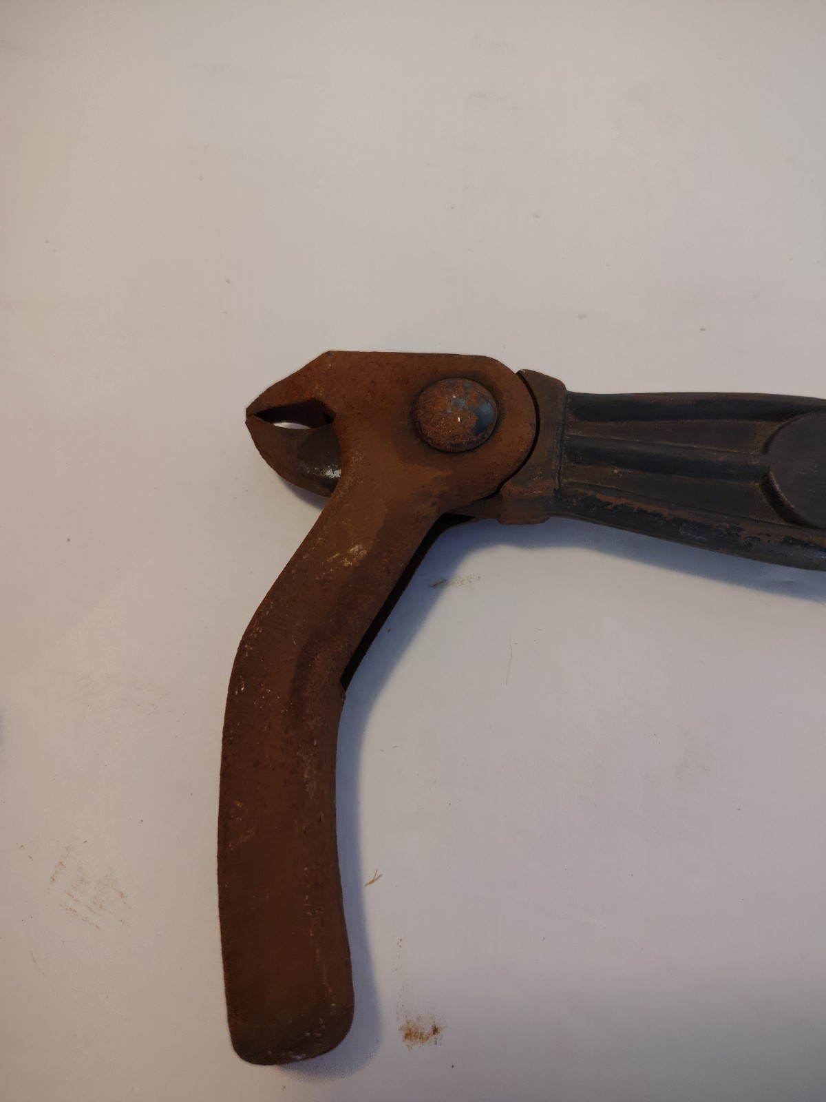 Suregrip No. 56 Antique Cast Iron Nail Puller Tool Bridgeport Hardware USA Made