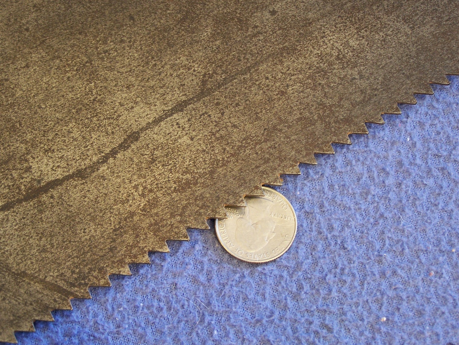 BASSETT JARVIS & MORRIS New Haven CT 26 in split nut die stamped hand saw