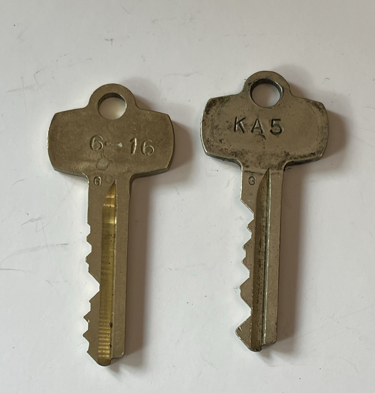 Vintage Antique Key LOT of 21 Skeleton Metal Brass Illinois Best Sargent Komet