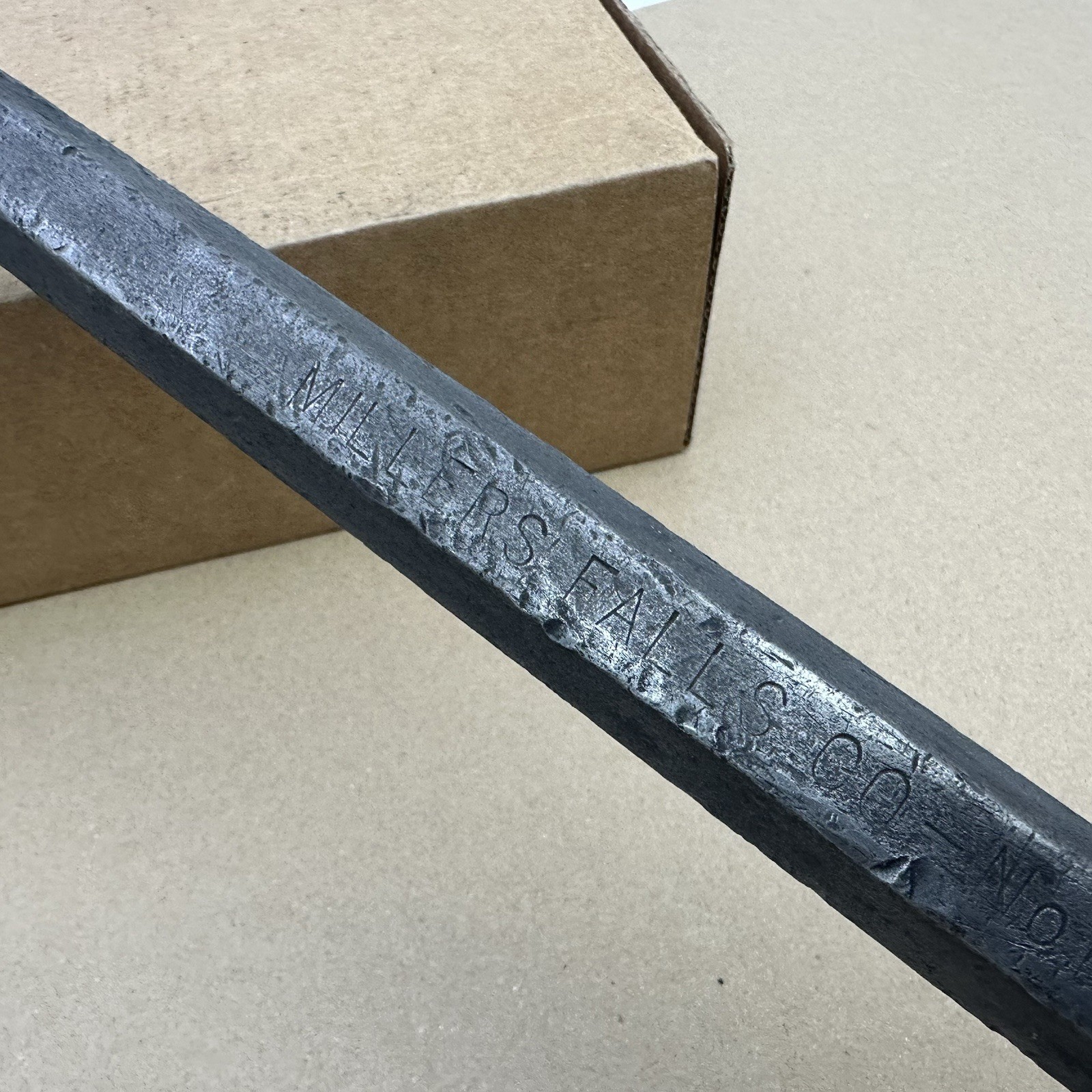 Vintage Millers Falls Co. No. 118 Pry Bar Nail Puller Rip Bar Wrecking Bar, USA