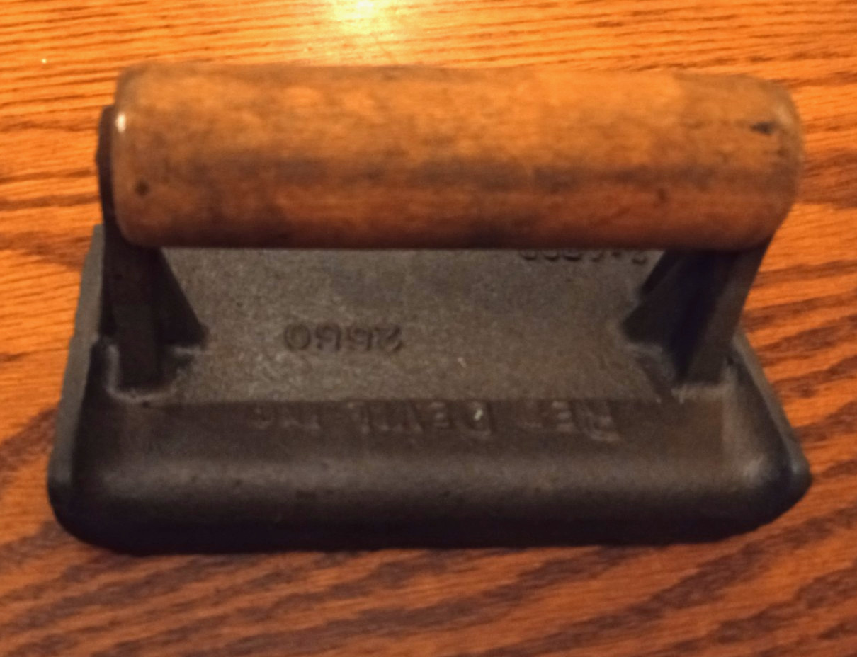 Vintage Red Devil Inc Concrete Edger Tool. Cast Iron # 2550 or 2-4800