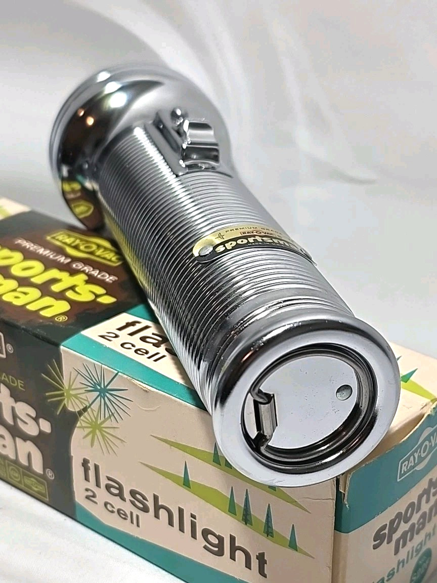 New/Old Stock Vintage Ray-O-Vac Sportsman 2 Cell Flashlight S22F +Box USA Made