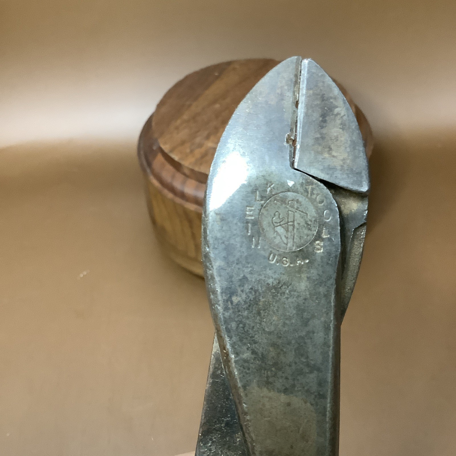 Vintage 1980’s Klein Tools 288-8 Diagonal Cutter With Good Grips. See Pics.