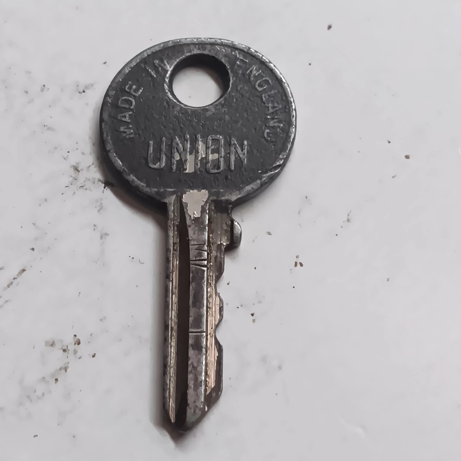 Vintage Union Key Made In England With Knock Out #FS877.