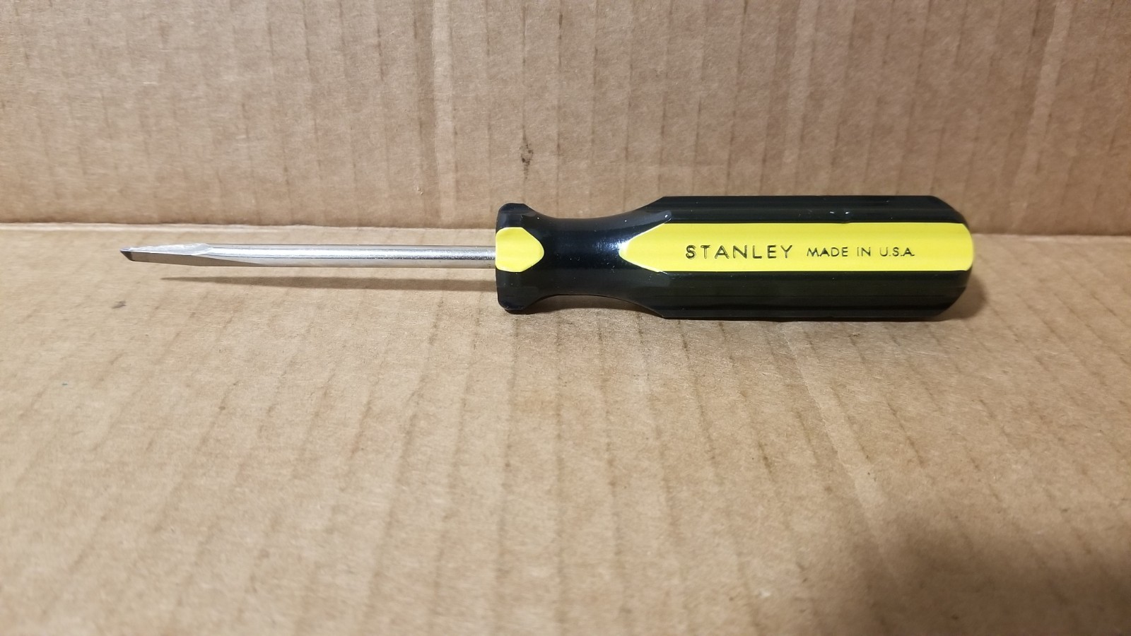 Vintage Stanley USA Black & Yellow Flat/Slotted Magnetic Tip Screwdriver VGC