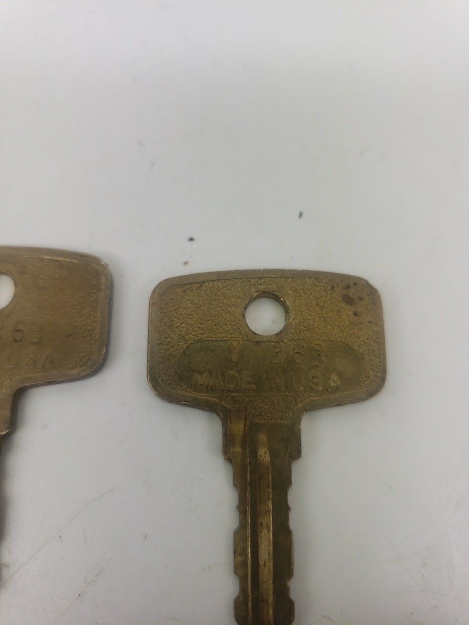 Lot of (7) Vintage Snap-on Tool Box Keys ~ U.S.A. Y,12 Y,267 L,363 Y460 Y365
