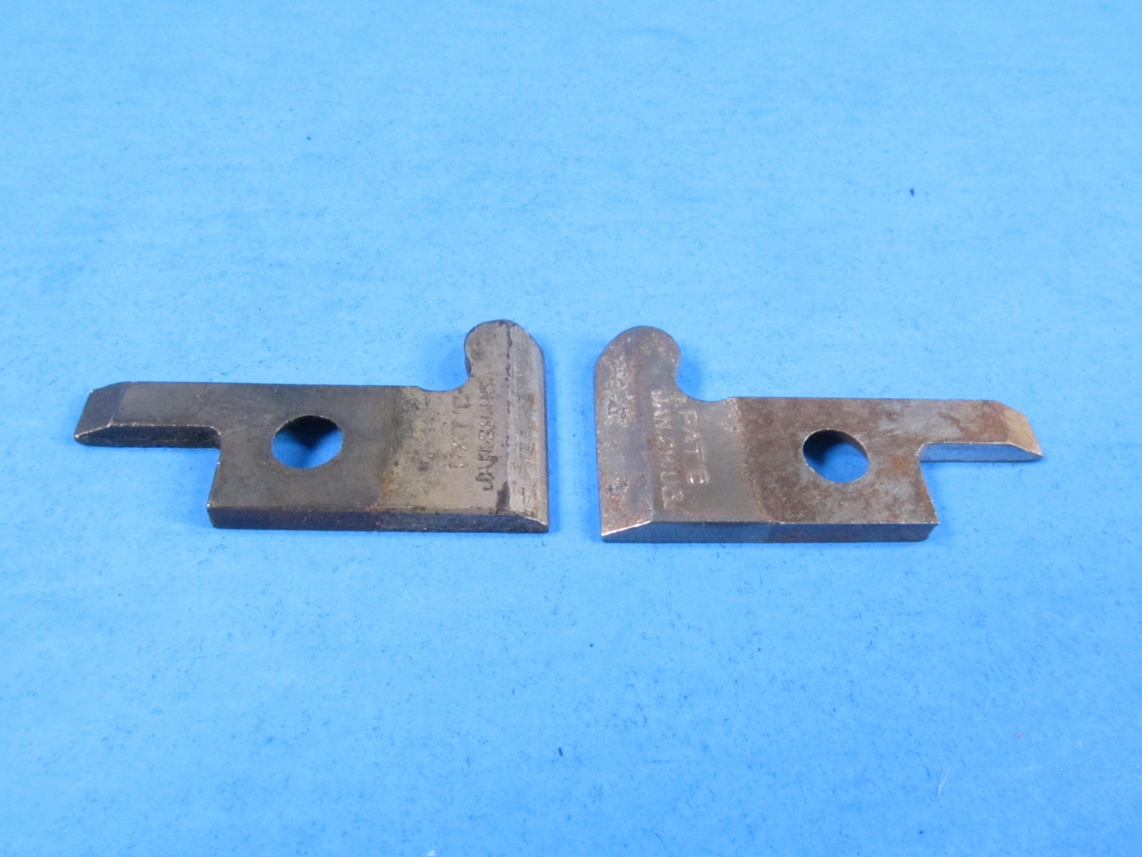 parts – pair skates 1895 patent for Stanley No 79 98 99 side rabbet wood plane