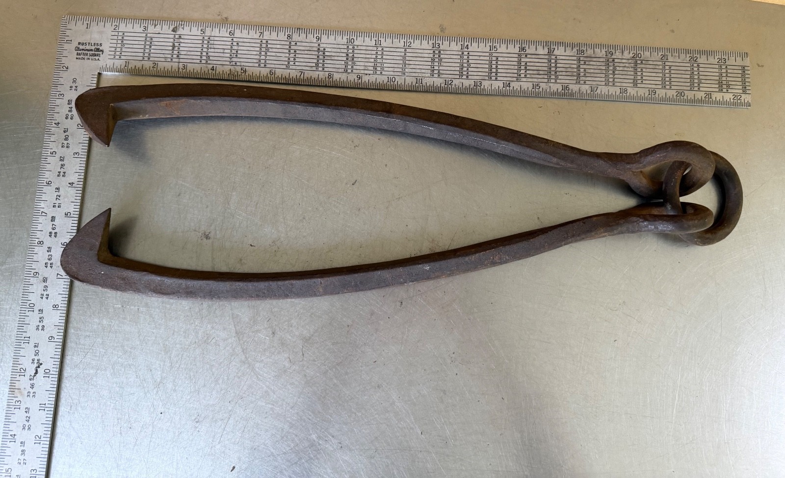 Vintage Fodged Large Heavy Duty Logging Tongs Log Dogs