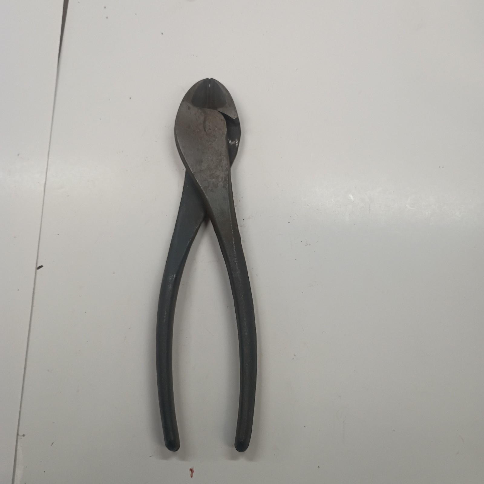 Vintage Utica 40 Diagonal Cutters 7 1/8″ Long