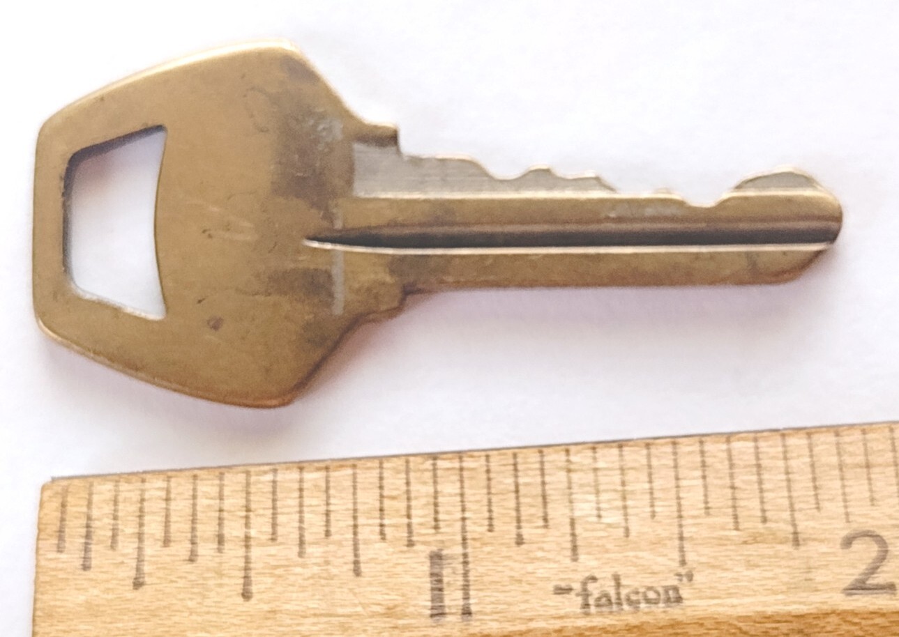 Vintage Key 1001 EH CO 87 Appx 1-7/8″ Replacement Locks