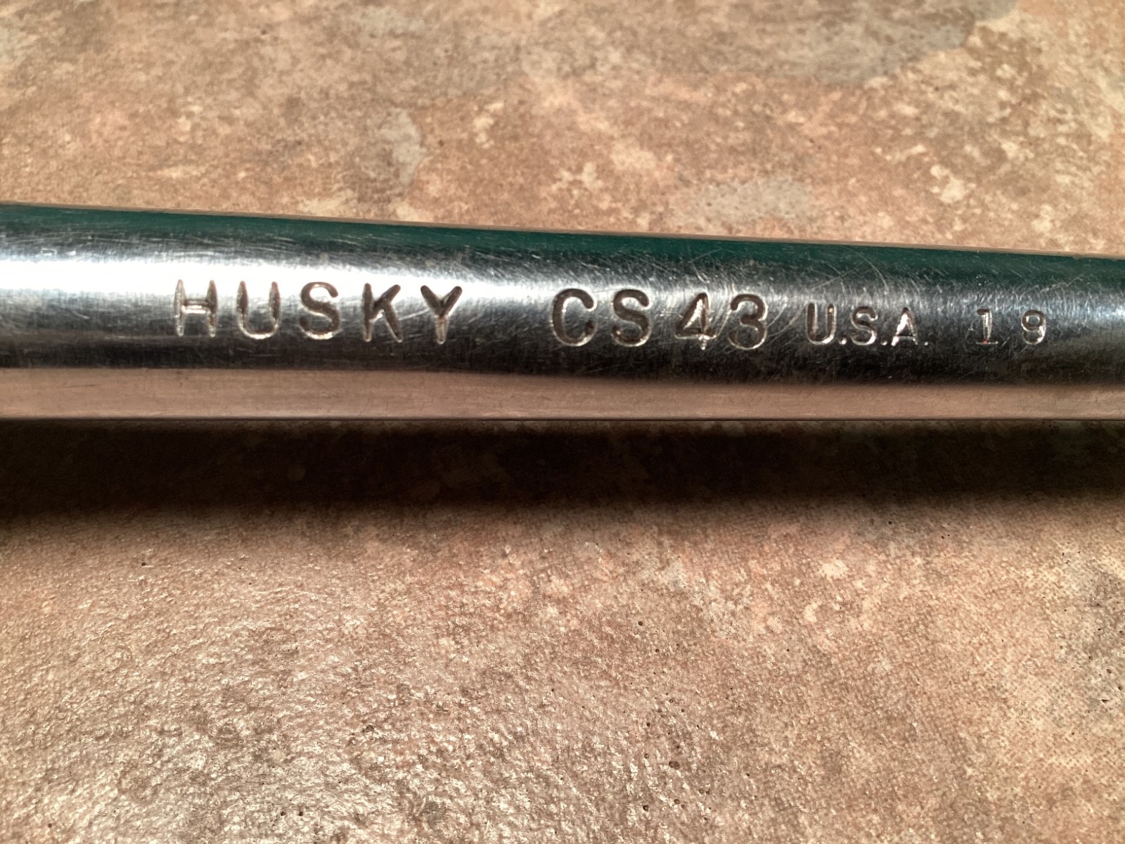 Vintage Husky Ratchet 1/2″ Drive CS43 Chrome Reversible Knurled Handle SAE USA