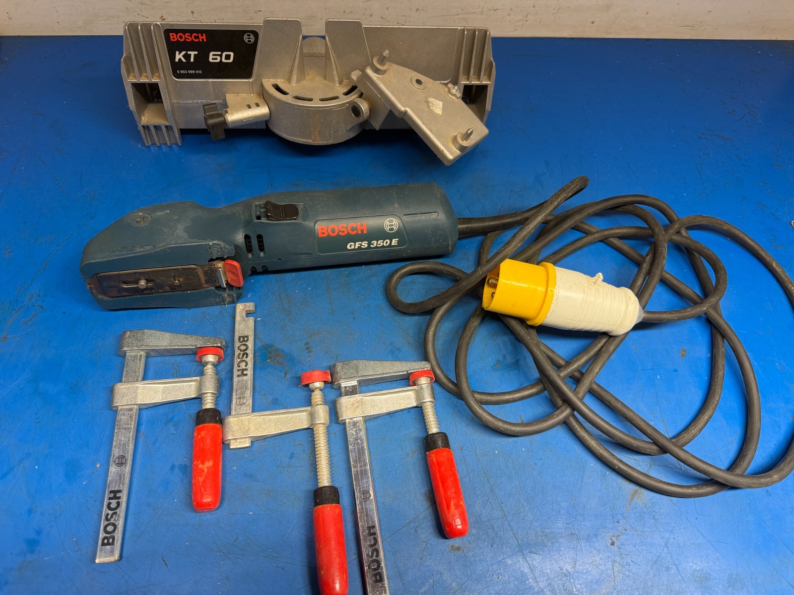 Bosch GFS350E Fine Cut Saw