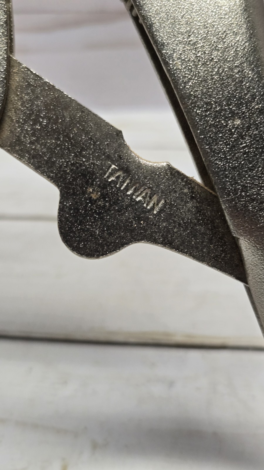 (UNBRANDED) Locking Adjustable C-Clamp Flat Plate Tips