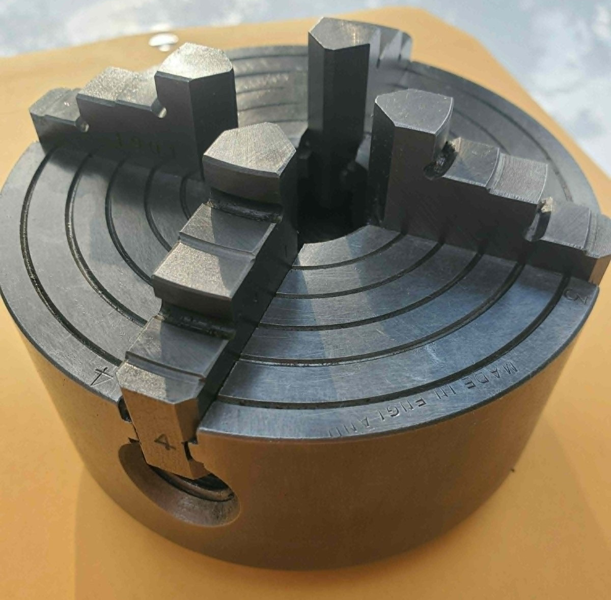 (B) ATLAS 4 JAW INDEPENDENT MACHINIST CHUCK 4” FOR 6” LATHE 10 TPI 101-21590