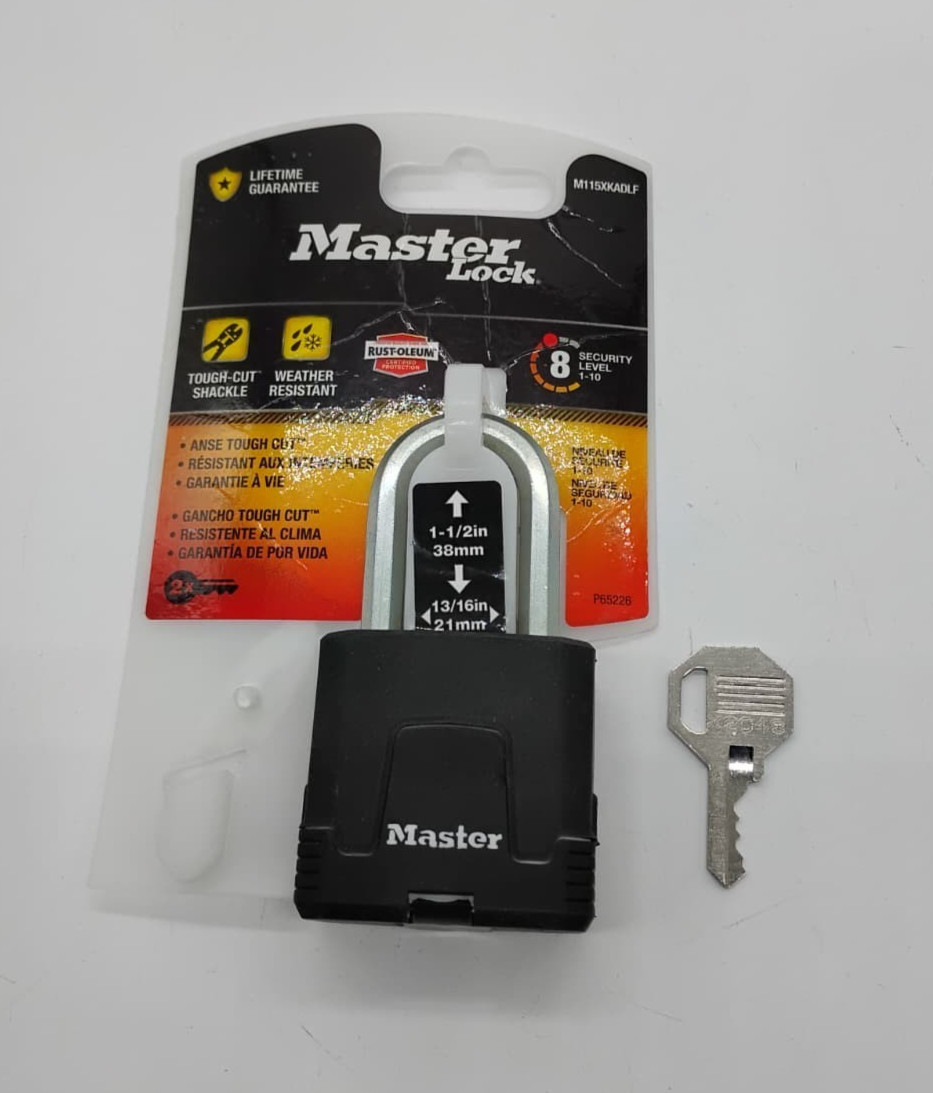 Master Lock Magnum Heavy Duty Padlock Weather Resistant Key Gate M115XKADLF