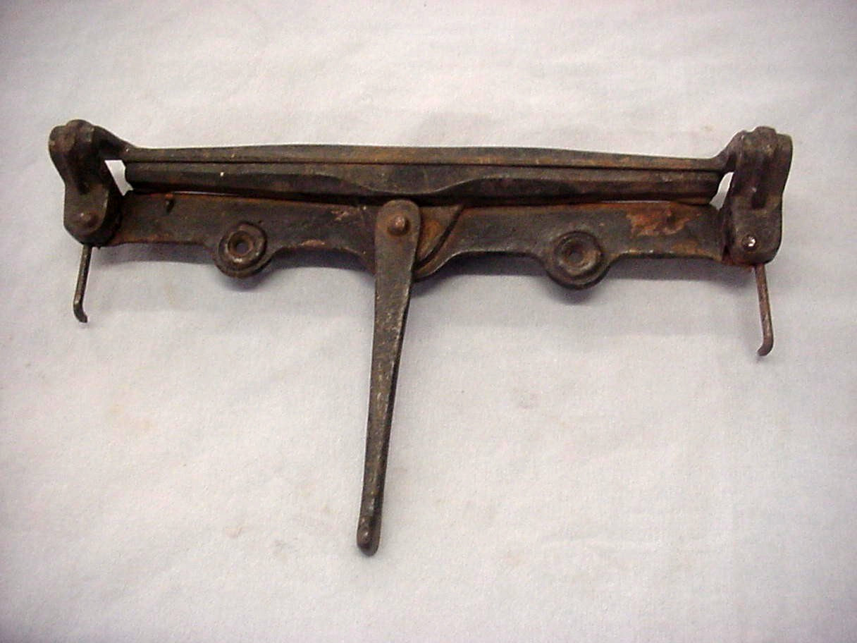 Vintage Antique Hand Saw Sharpening Vise Bench Mount Usa Made Stearns ??