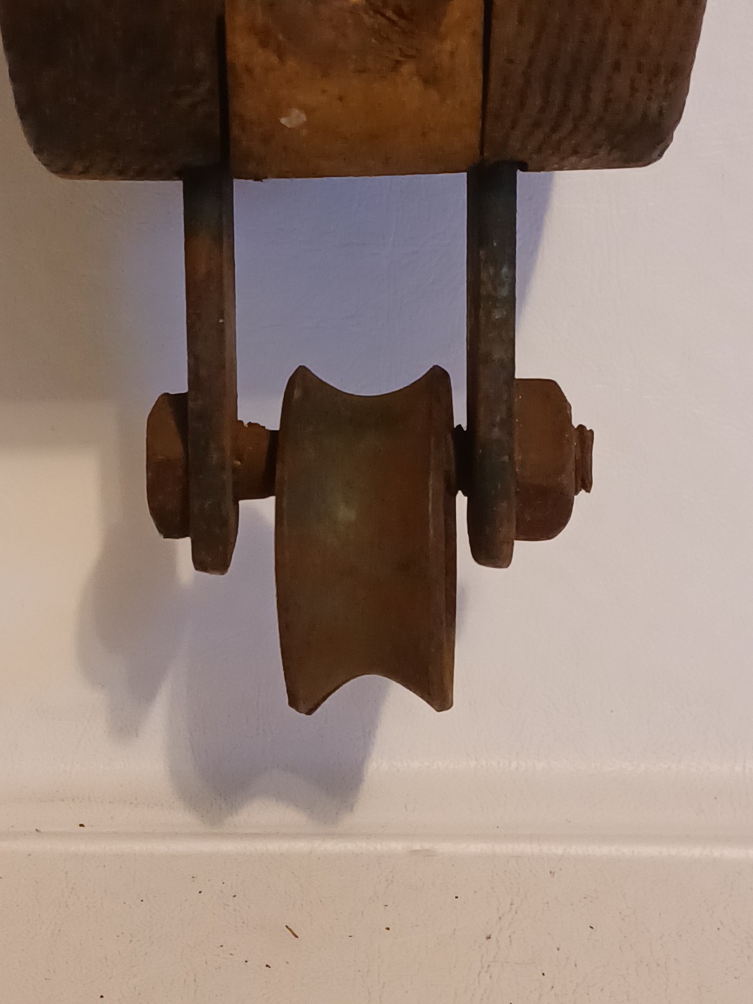 Vintage Upson-Walton block and tackle wooden pulley In Amazing Condition. Rare!