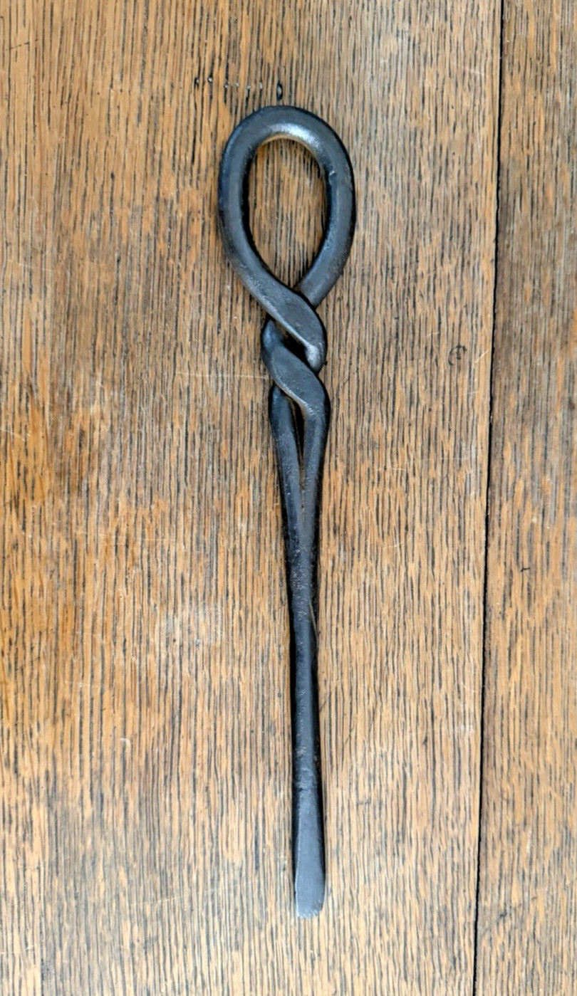 Vintage Hand Forged Blacksmith Flathead Screwdriver Twisted Iron Tool 10″
