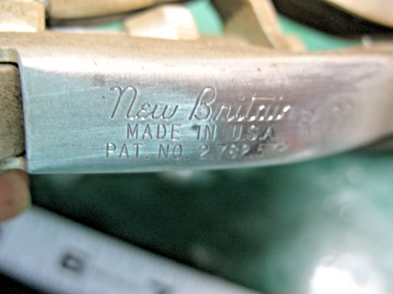 ENGINE CYLINDER HONING STONE ADJUSTABLE NEW BRITAIN R -190 USA /w PAT NUMBER
