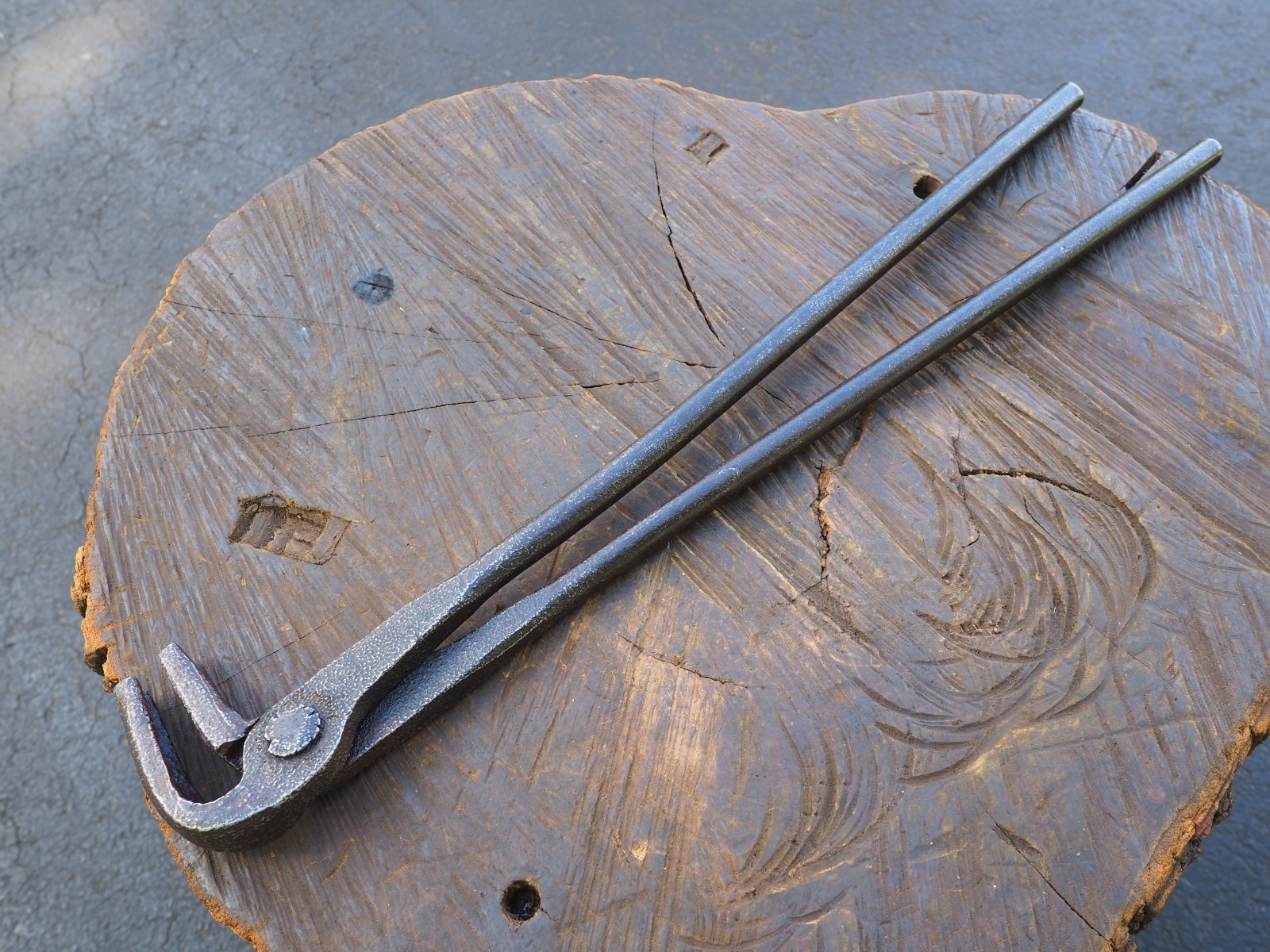SWEET 19″ PICKUP “90 DEGREE” FORGING BLADESMITH KNIFE TONGS BLACKSMITH ANVIL