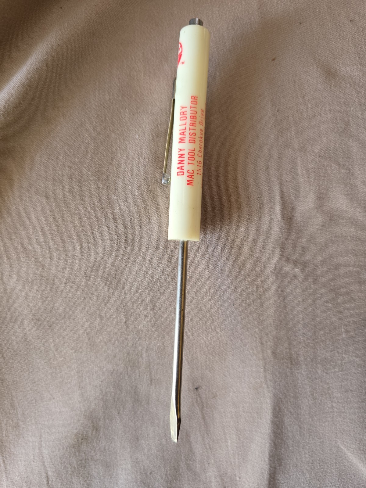 Vintage MAC TOOLS ADVERTISING POCKET SCREWDRIVER Danny Mallory Distributor. S.c.
