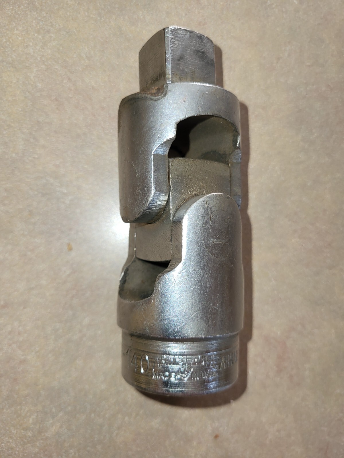 ARMSTRONG H-140 3/4″ Drive Universal Joint – ARMALLOY Extra Heavy Duty – USA
