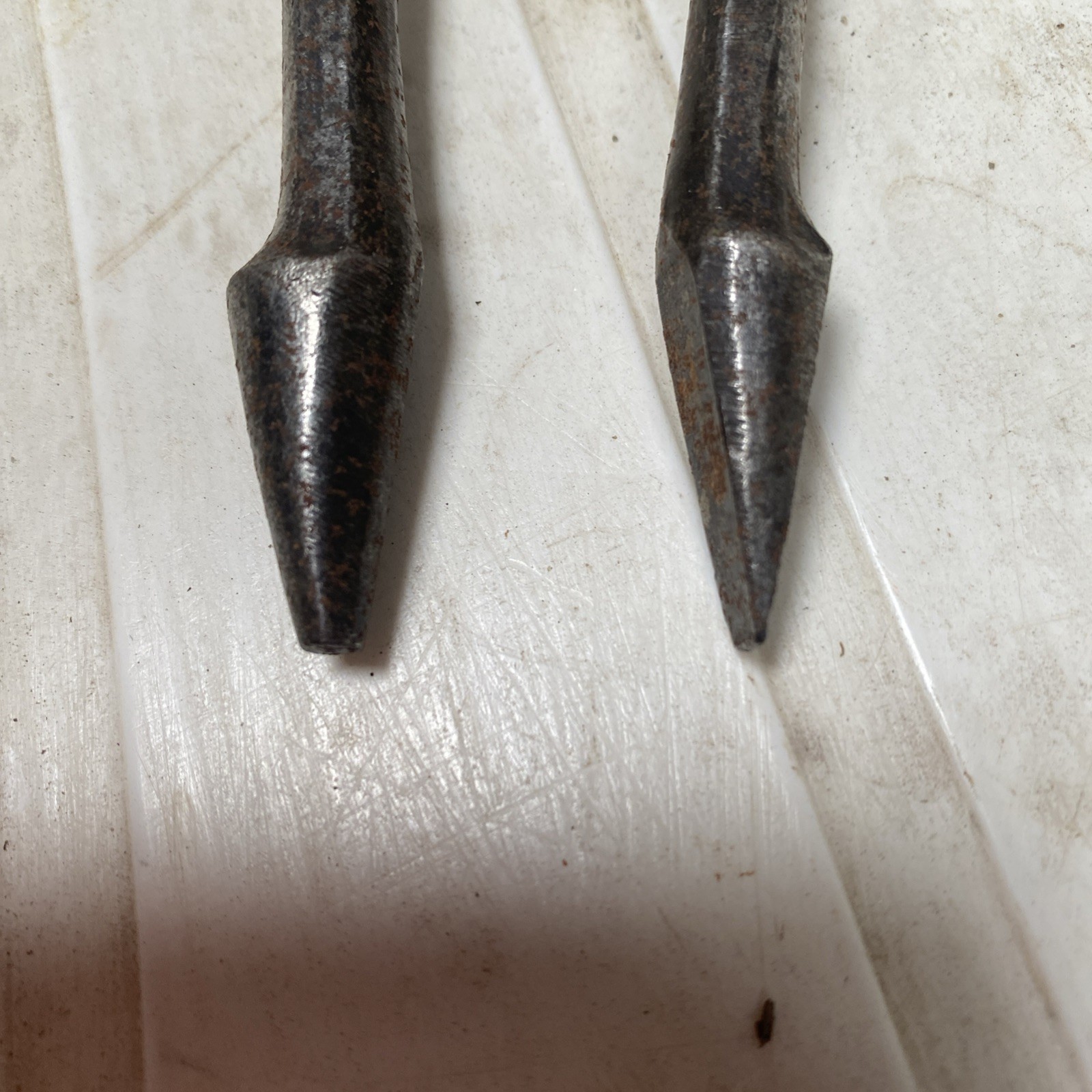 VELOCITY 8″ BRITISH MADE PLIERS / Grips Vintage HT steel