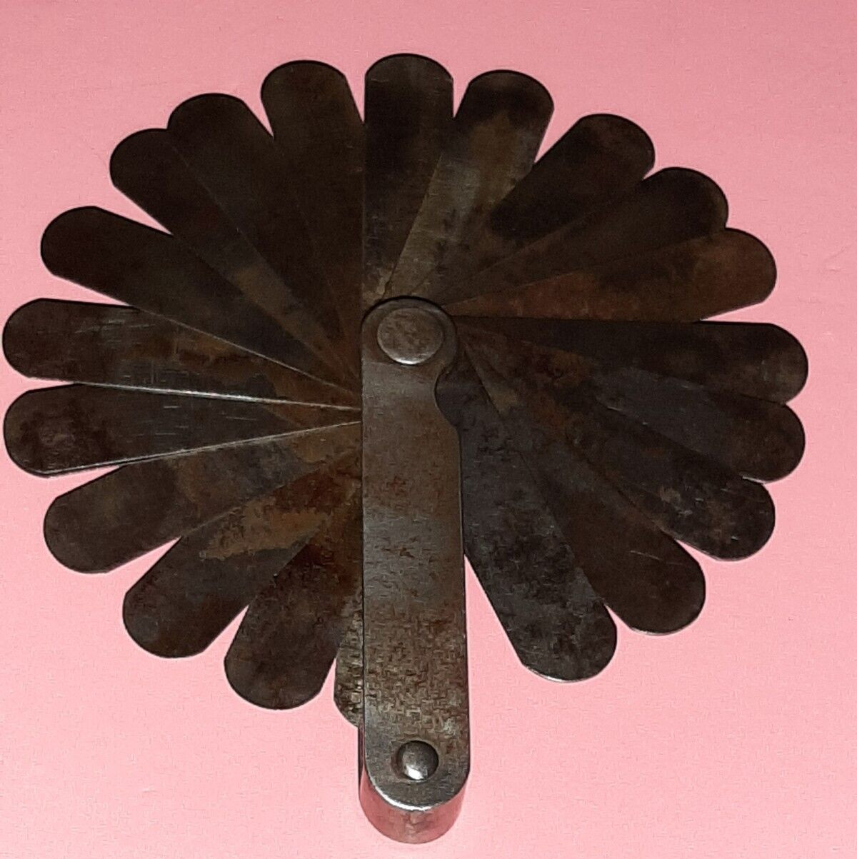 No. 72 Vintage L.S. Starrett Machinist Feeler Gauge 20 blades .005 to .025