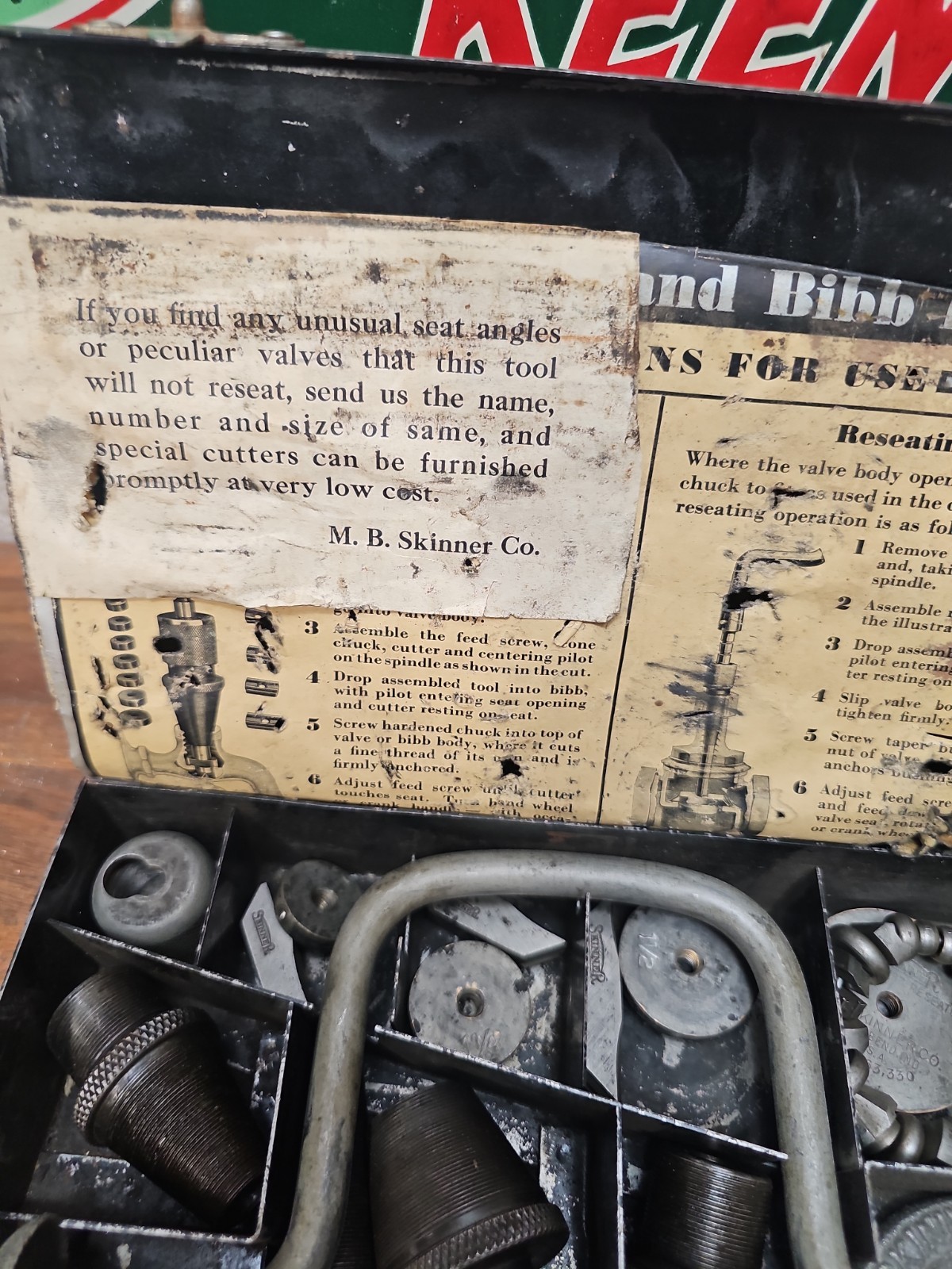 C32- Vintage Skinner Valve and Bibb Reseater w/ Hinged Metal Case