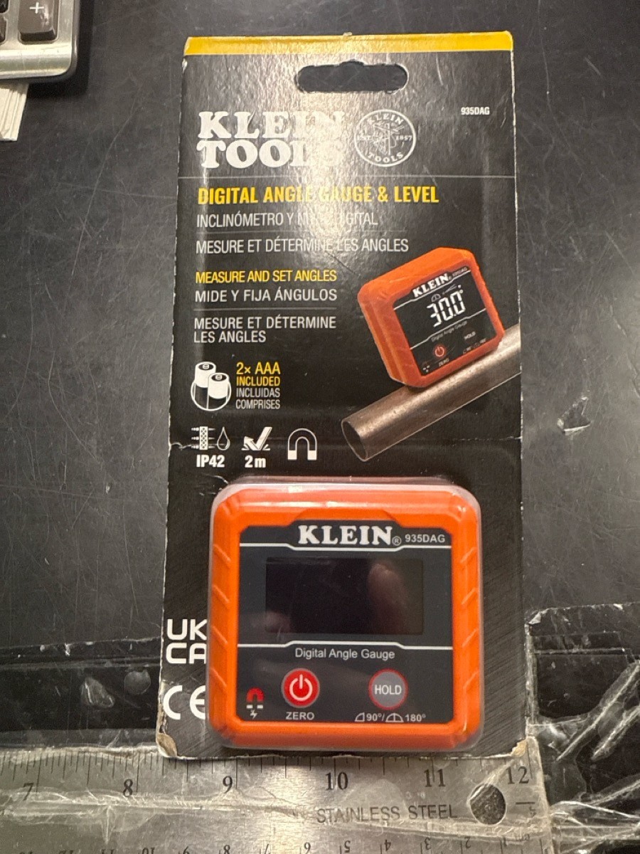 Klein 935DAG Digital Angle Gauge And Level (HPB020928)
