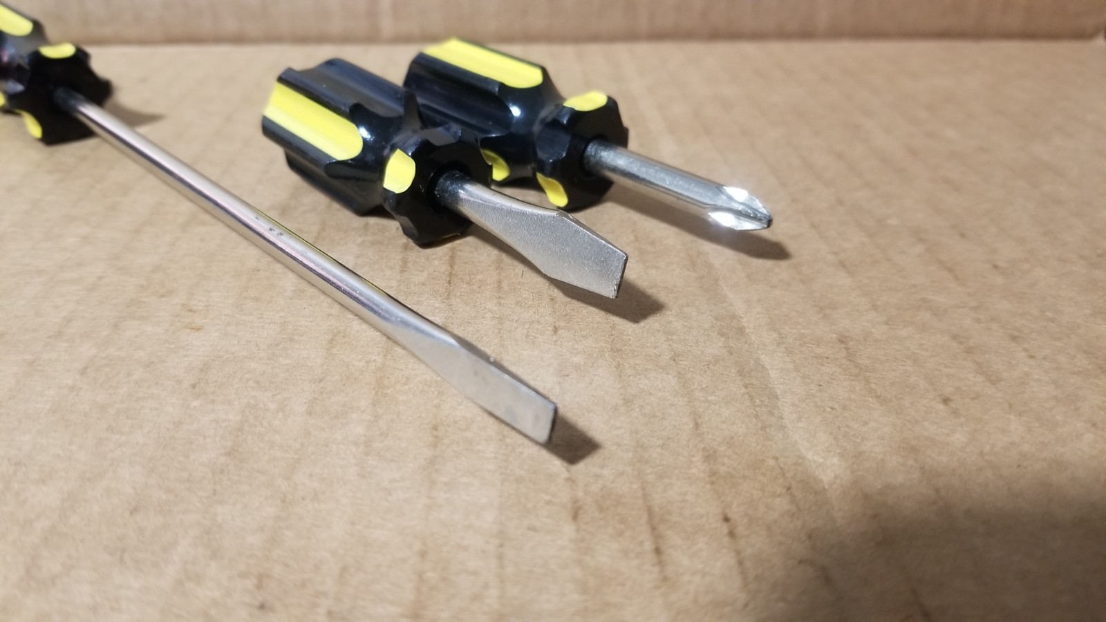 3PC Stanley Black & Yellow 2-Flat/Slotted 1-Phillips Screwdriver VGC