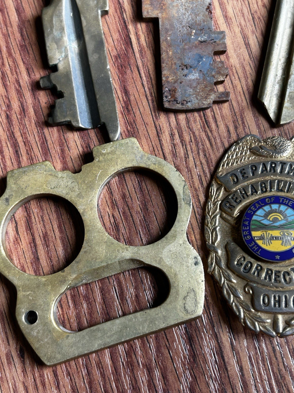 Prison Items Ohio Penitentiary Columbus 1980s/90’s Handcuffs, Shank Badge Keys ￼
