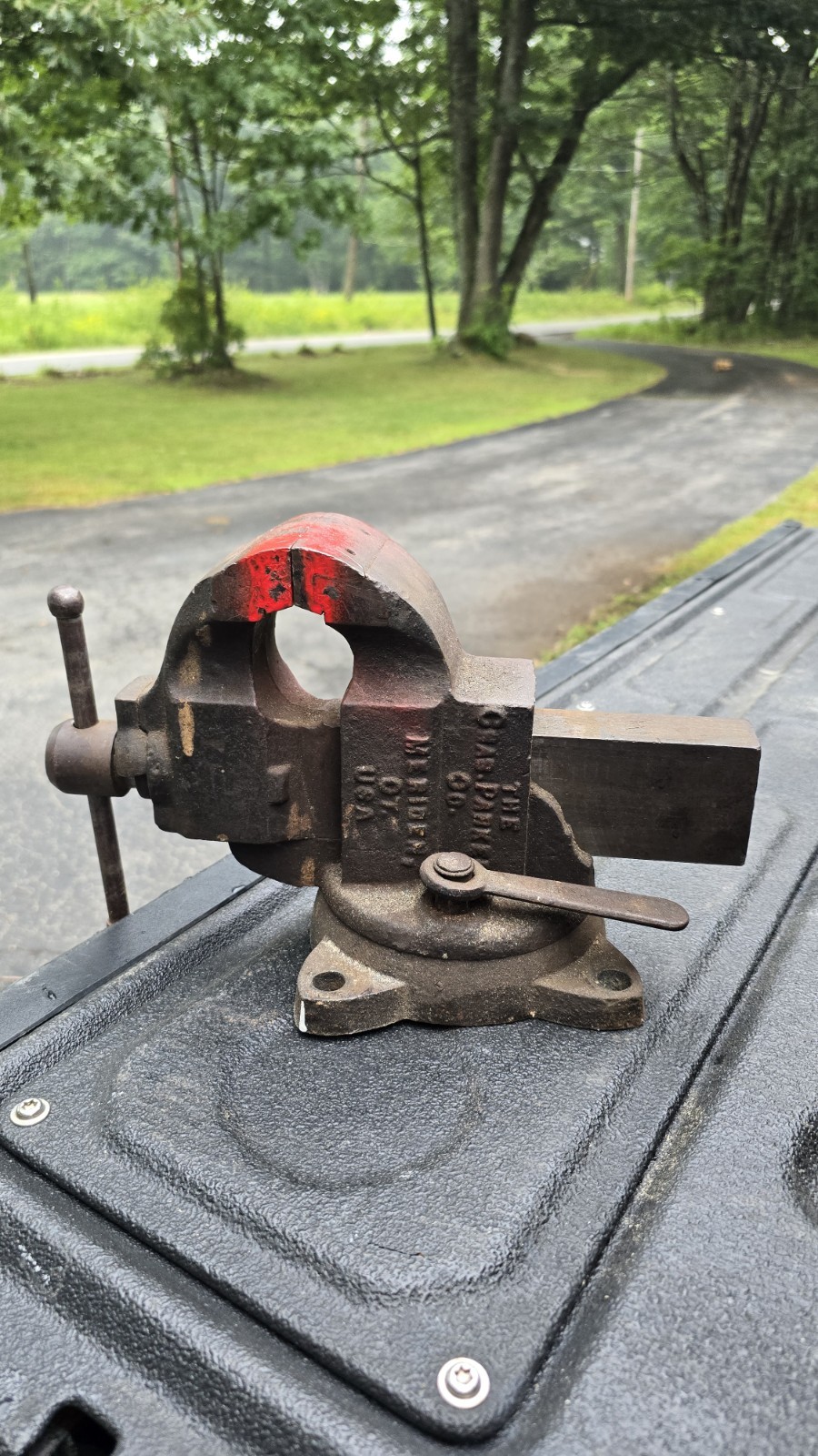 VINTAGE CHAS PARKER No.973 1/2 SWIVEL BENCH TOP VISE 3-1/2″ WIDE JAWS PAT. 1930