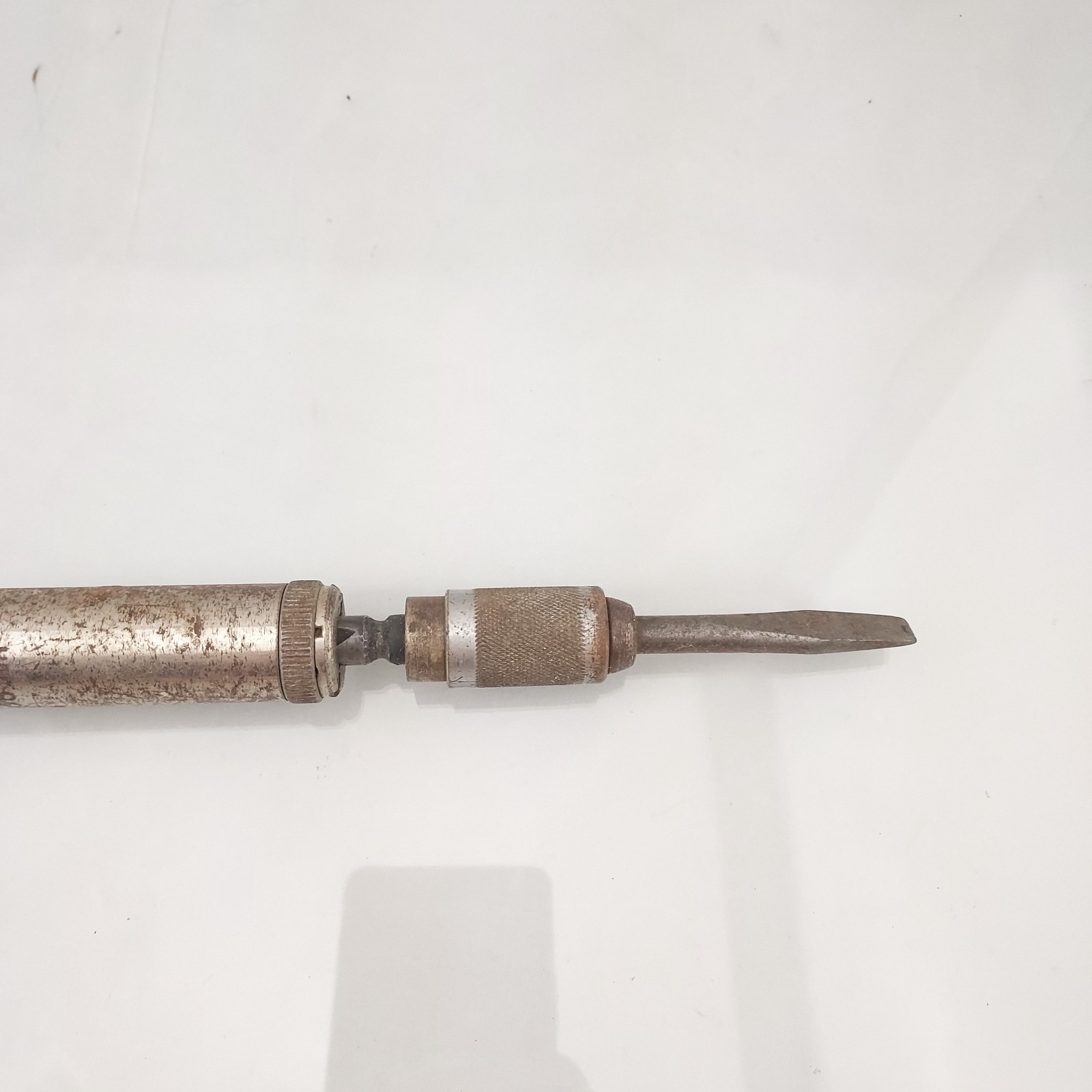 Manufacturers Steel Corp. (Germany: British Zone) No. 582 Spiral Screwdriver
