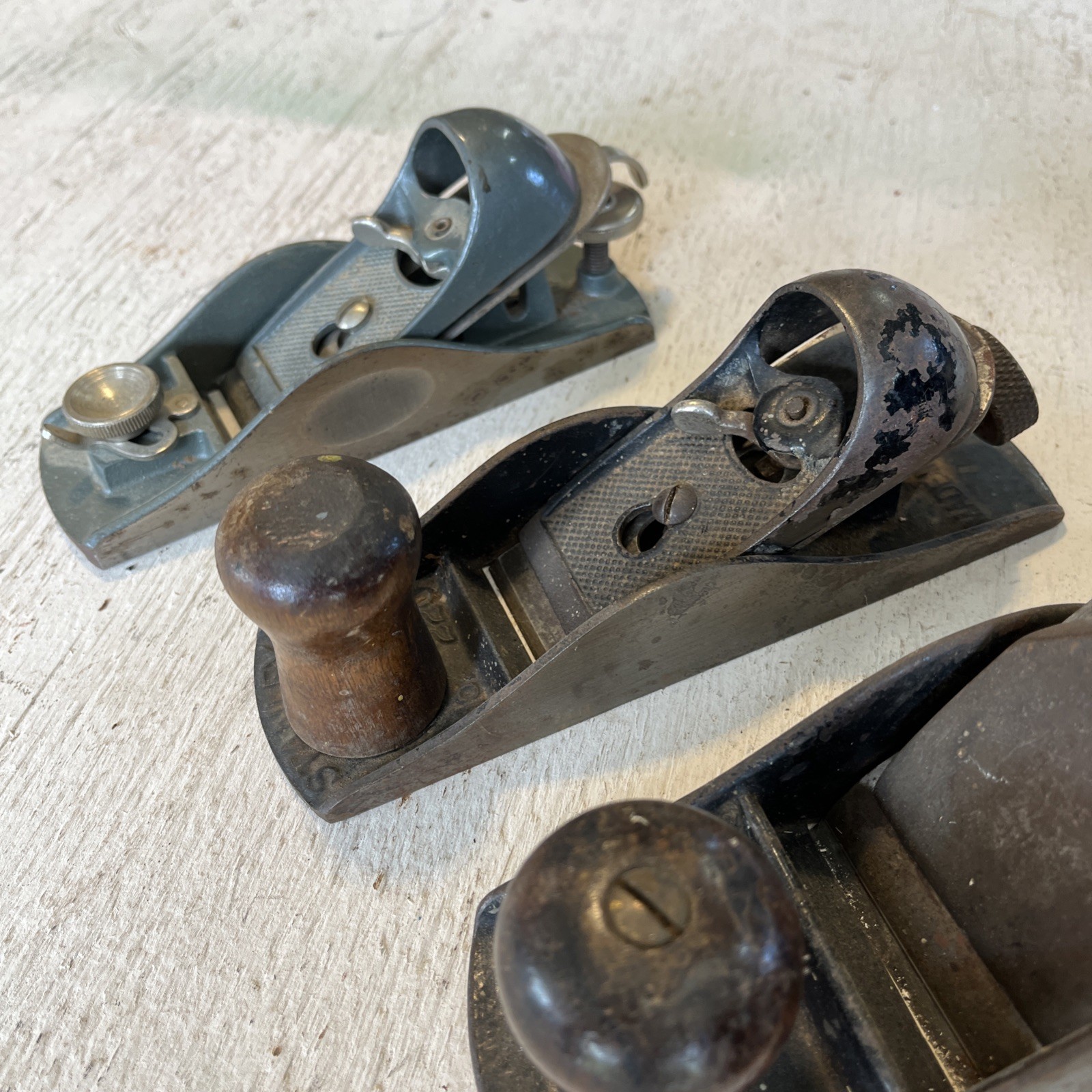 4 Vintage Planes – Craftsman -C 151 & 9” No. 4 USA – Sargent 9” & Stanley #220