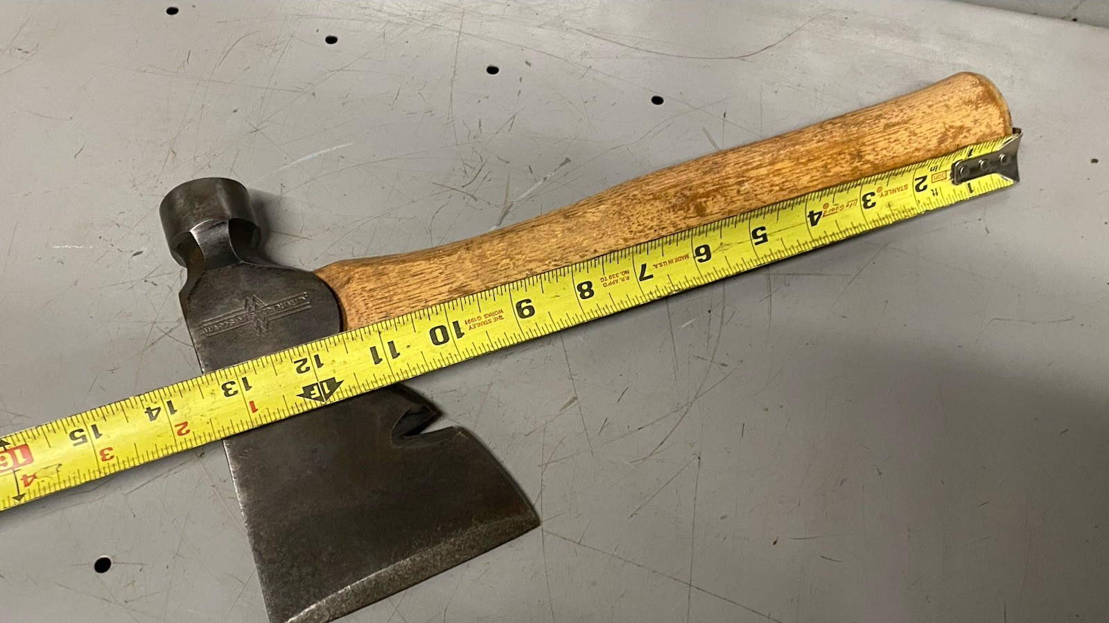 Vintage Wards Master Quality Single Bit Carpenters ￼Hatchet Axe