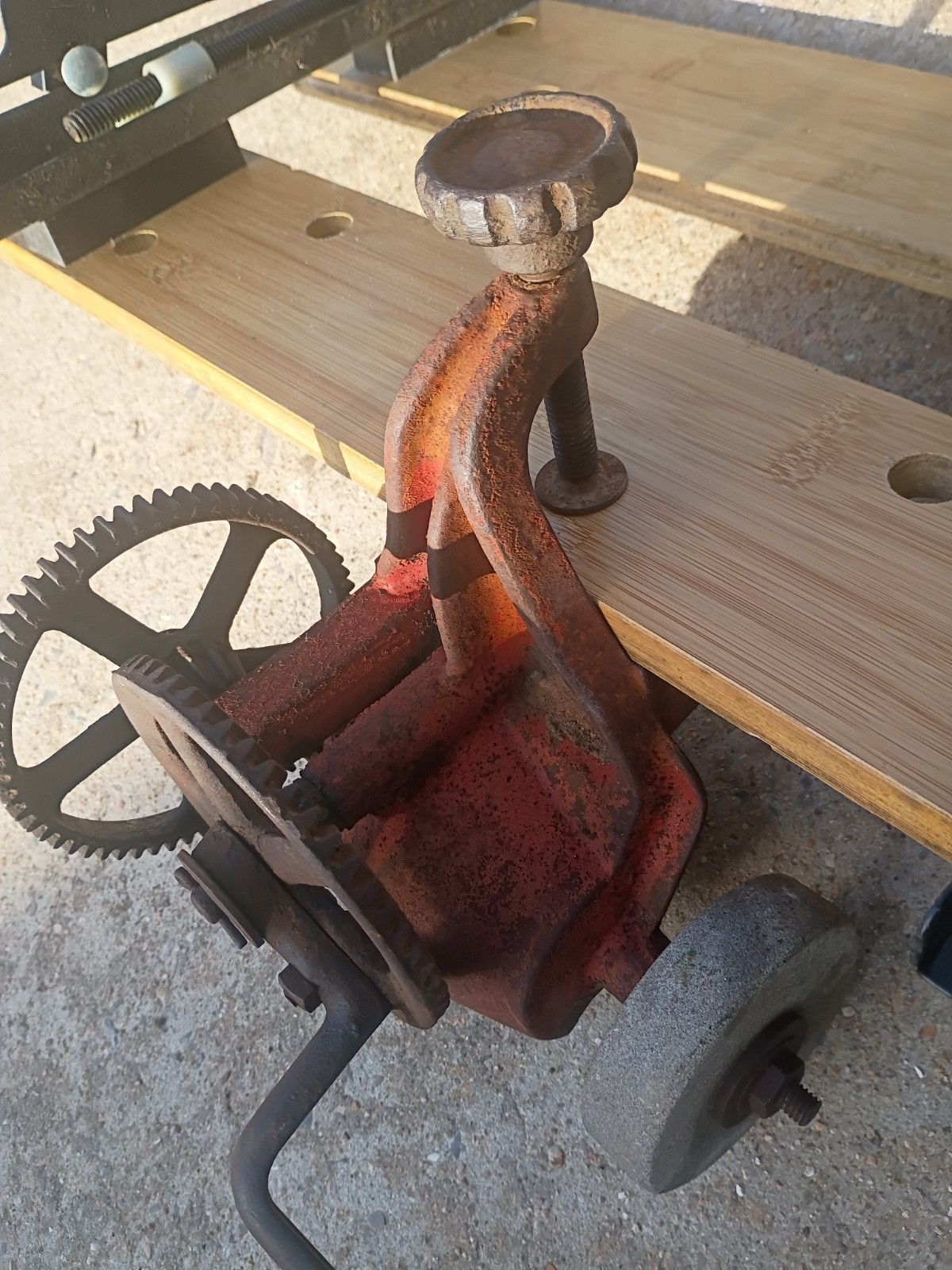 Antique Hand Bench Grinder / Sharpener / Buffer w/ Clamp Exposed Gears **Works!