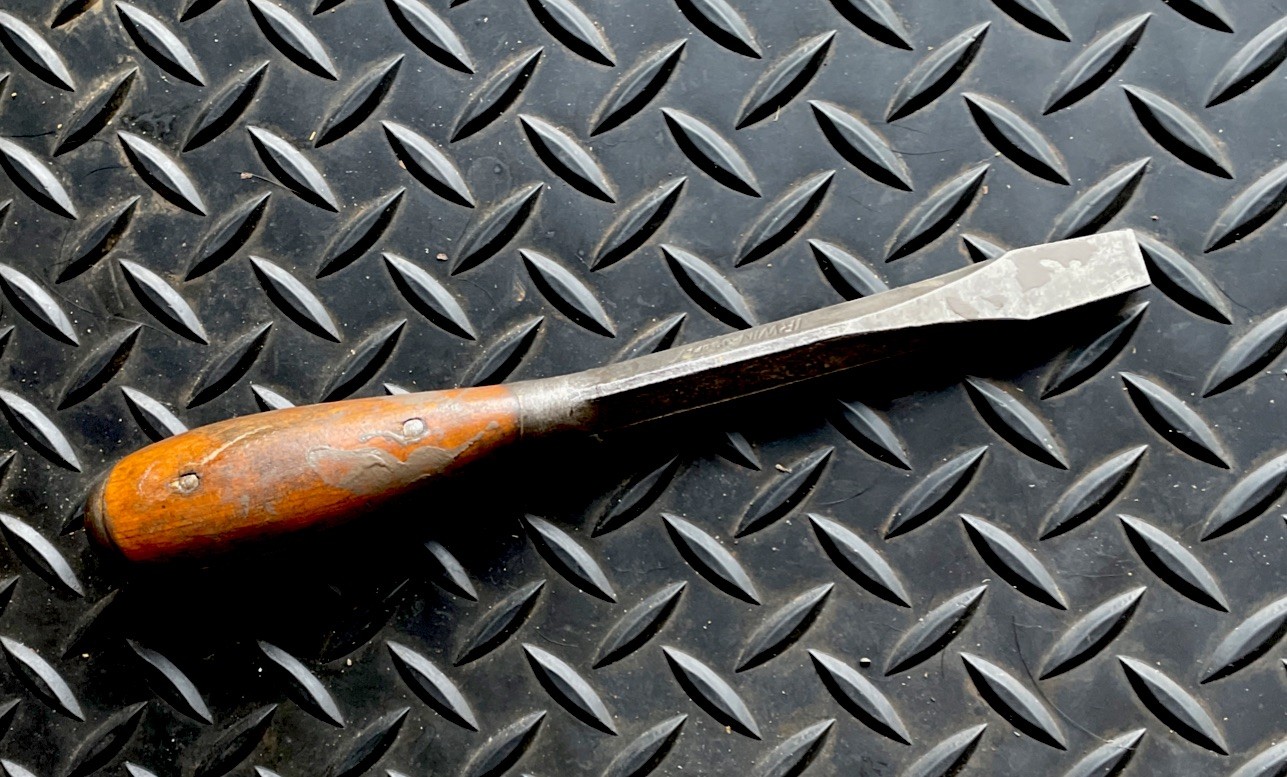 Vintage Irwin US of A Split Wood Handle 9 1/2″ Square Shank Screwdriver 1/2”