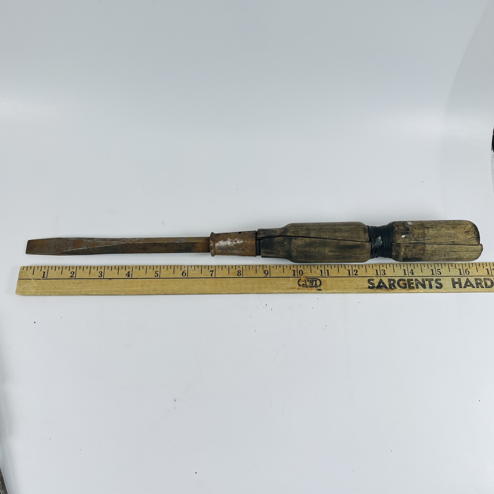 VTG STANLEY Bell System Wood Handle Screwdriver Chisel Pry Bar Tool USA ROUGH