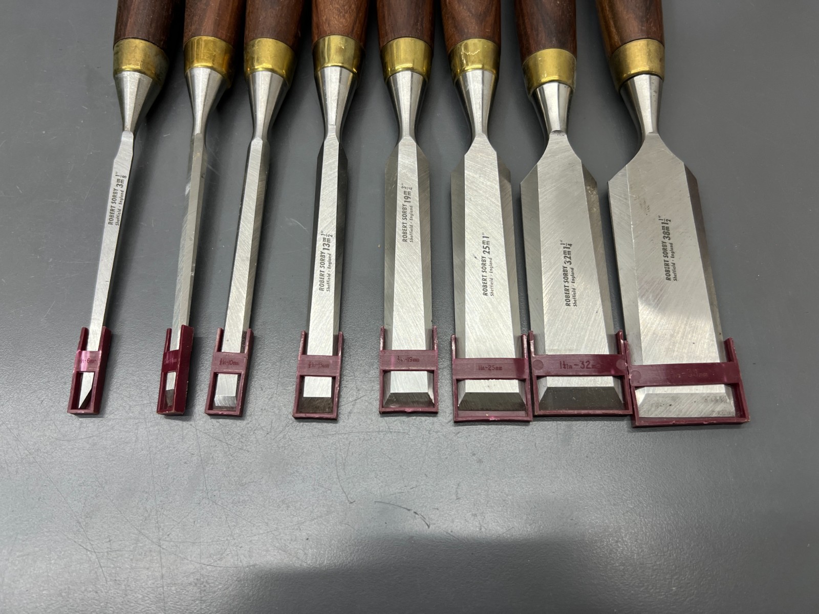 (v) ROBERT SORBY 8pc BEVEL EDGE CHISEL SET ROSEWOOD HANDLES – EXC COND – UK