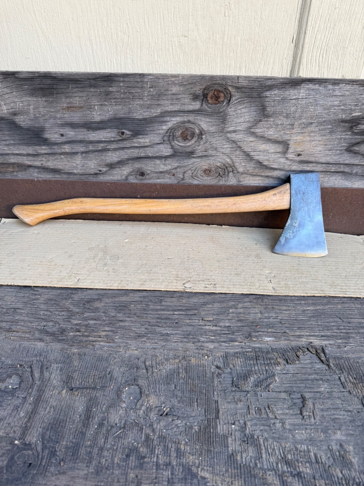 Vintage rare 2-1/4 Lb. Craftsman Hudson Bay camp axe, 26″ Forest King handle.