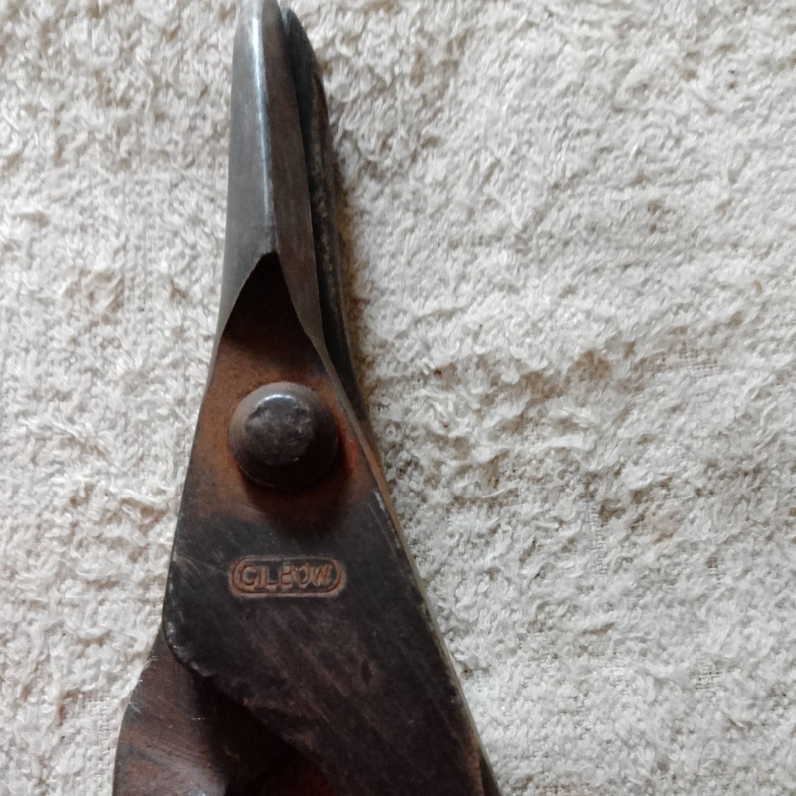 11 in.heavy duty tin snips by Gilbow vgc.
