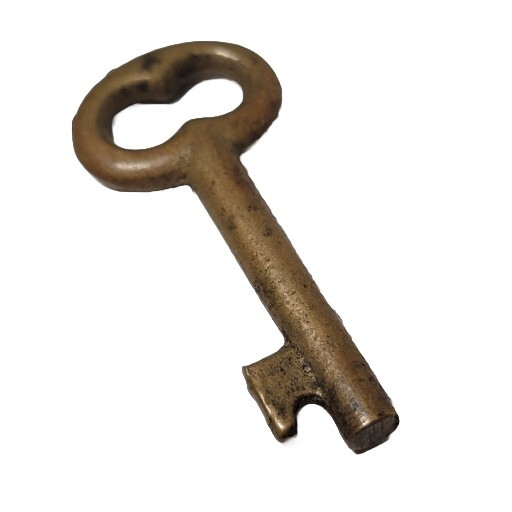 Vintage Brass Solid Barrel Skeleton Key Approx 1 5/8″ Long cat#J5-30