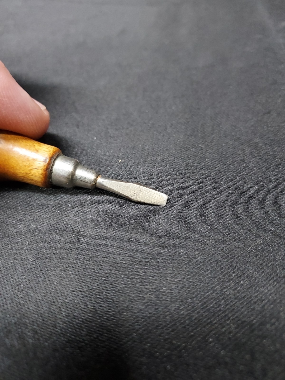 Miniature 2.5″ OLD Workbench Jeweler Watchmaker Screwdriver Antique Rare Tool
