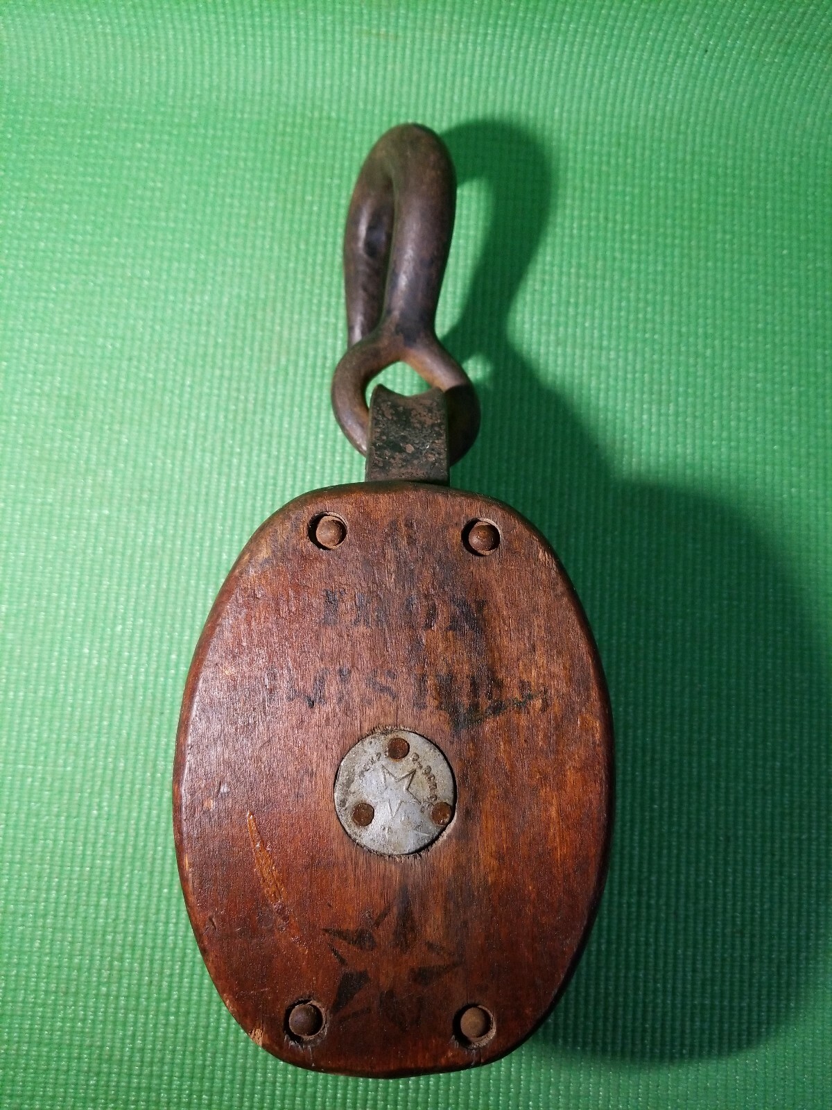 ANTIQUE BOSTON LOCKPORT WOOD MARITIME NAUTICAL BARN FARM DOUBLE BLOCK PULLEY ?
