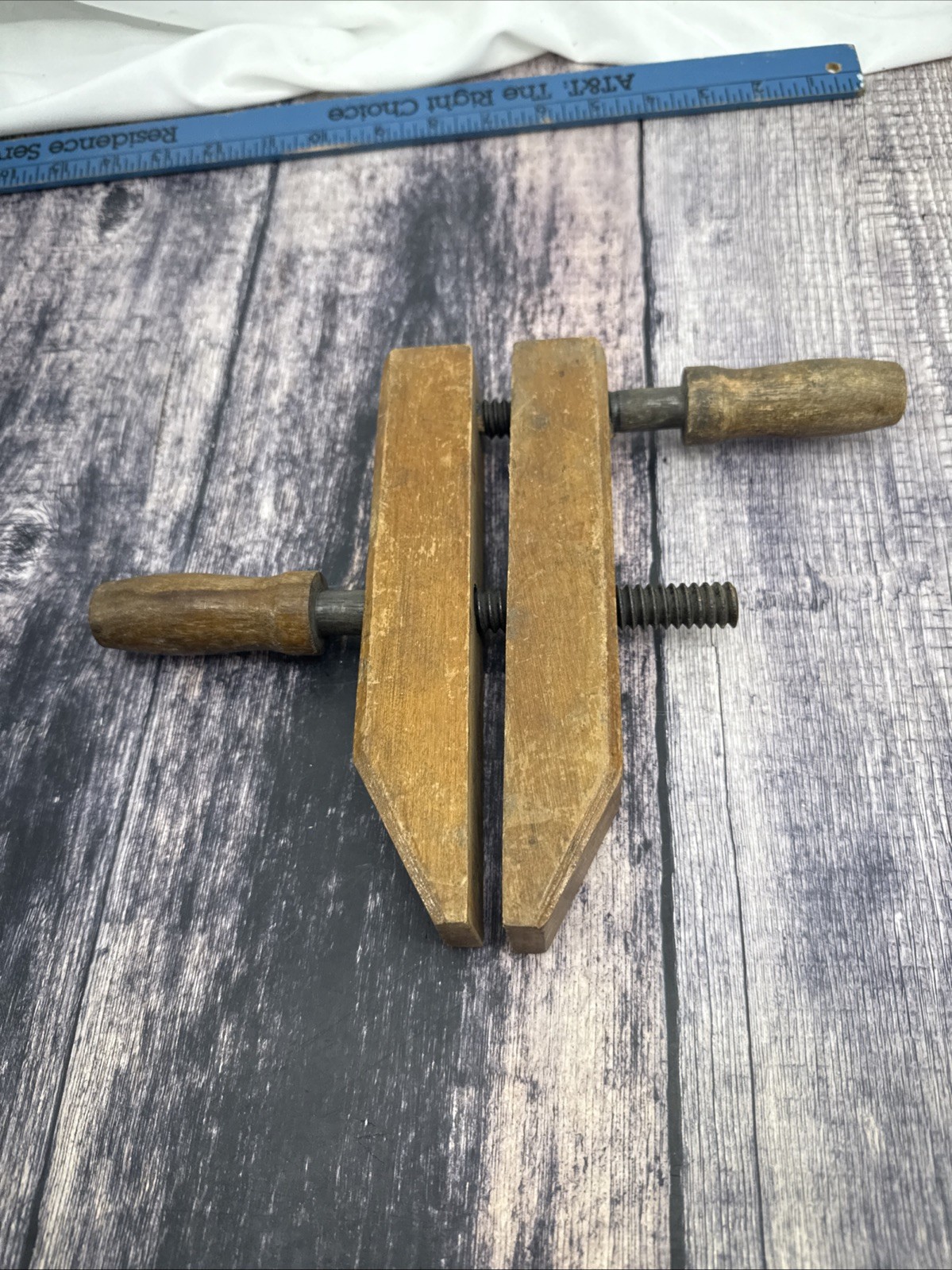 Vintage/Antique Solid Wood Wooden 8in Screw Clamp Great Rustic Decorating