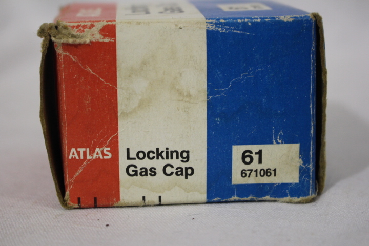 NEW Old Stock: Vintage ATLAS Locking Gas Cap + 2 Keys #61-671061 U.S.A.