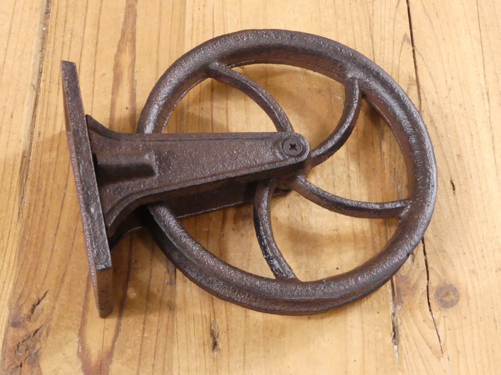 4 Rustic Cast Iron Pulley Wall Mounted Ceiling Light Wheel Handing Plants Farm