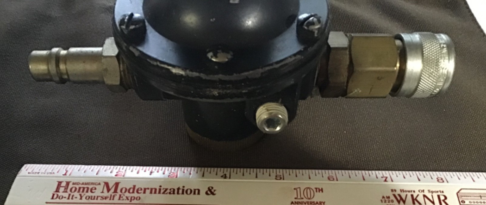 Used Watts R119-04C 1/2″NPT Pressure Regulator W/Bonus Attachments Ready For Use