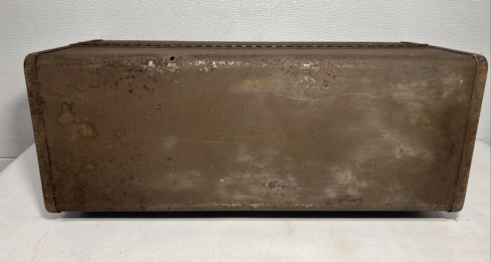 Vintage Kennedy T-18 Tool Box Tackle Hardware Fishing All Metal Rusty Patina